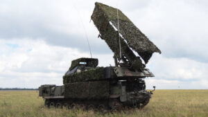 sily-pvo-rossii-za-sutki-sbili-tri-rakety-flamingo-i-511-dronov-vsu-9c2dad1.jpg